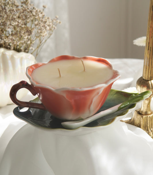 Lily Lotion Teacup Candle